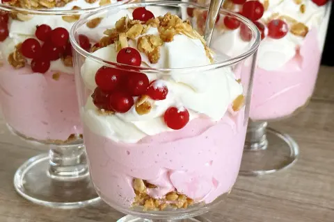 Szybkie desery z mascarpone i galaretki: Przepisy, które zawsze się udają!