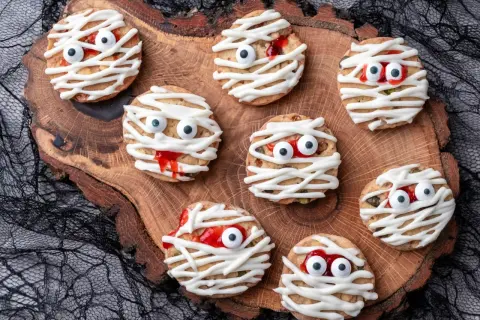 Ciastka na Halloween: Przepisy, dekoracje i triki krok po kroku!