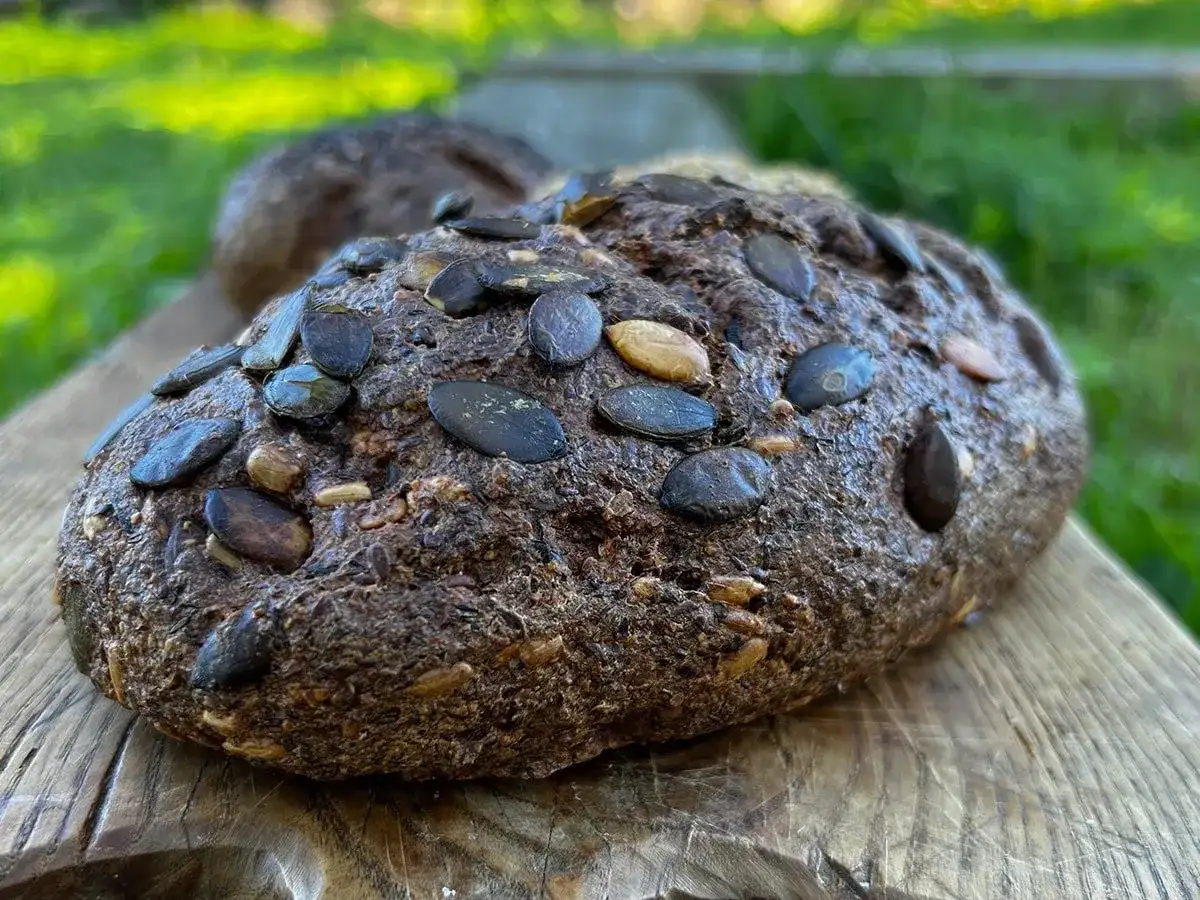 Chleb low carb z piekarnika - prosty przepis i najczęstsze błędy