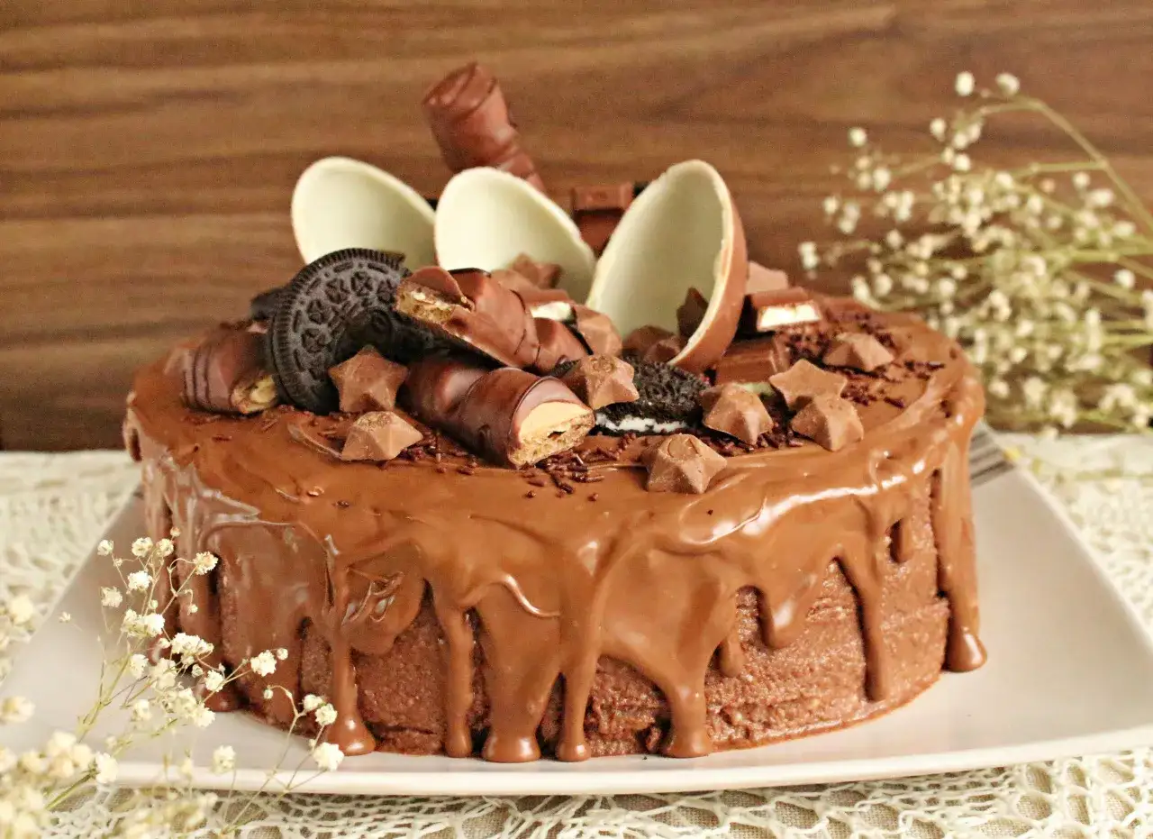 tort drip cake czekoladowy
